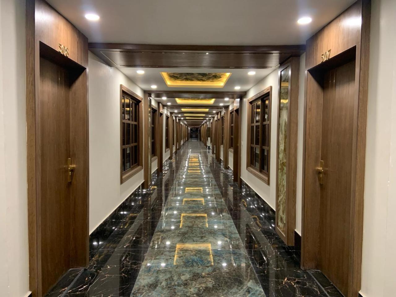 Royal Galaxy Hotel & Residence - Near Islamabad International Airport & Motorway Exteriör bild