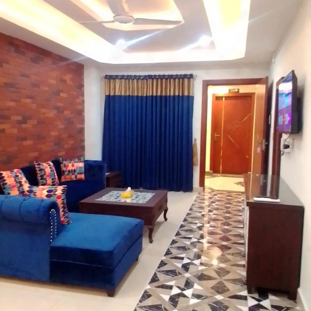 Royal Galaxy Hotel & Residence - Near Islamabad International Airport & Motorway Exteriör bild