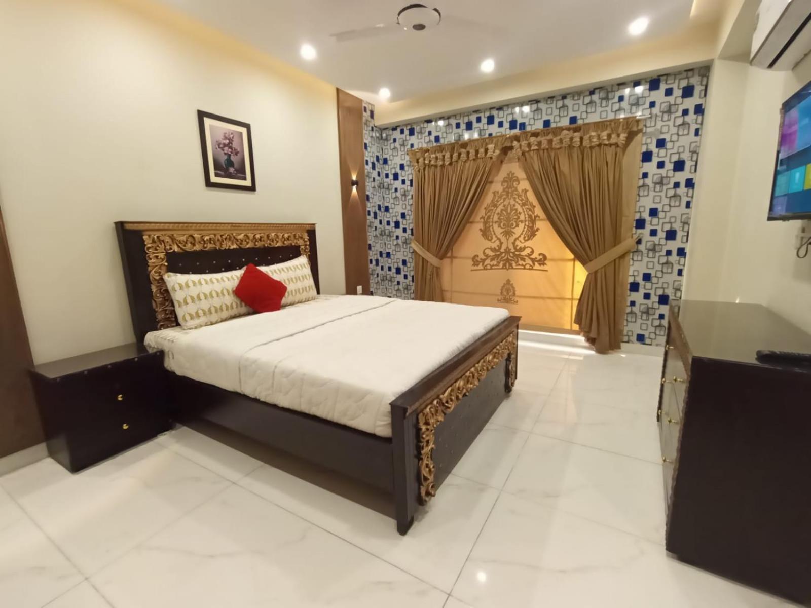 Royal Galaxy Hotel & Residence - Near Islamabad International Airport & Motorway Exteriör bild