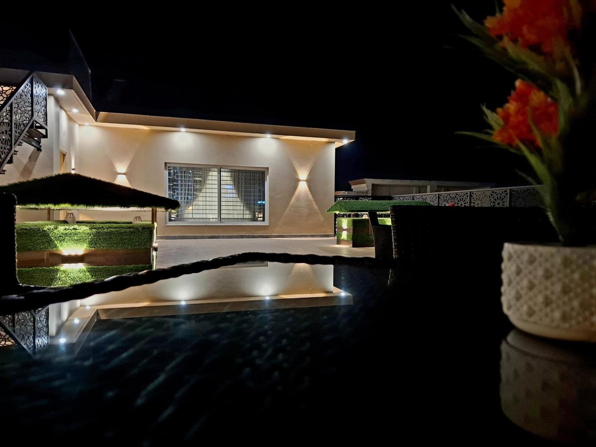 Royal Galaxy Hotel & Residence - Near Islamabad International Airport & Motorway Exteriör bild