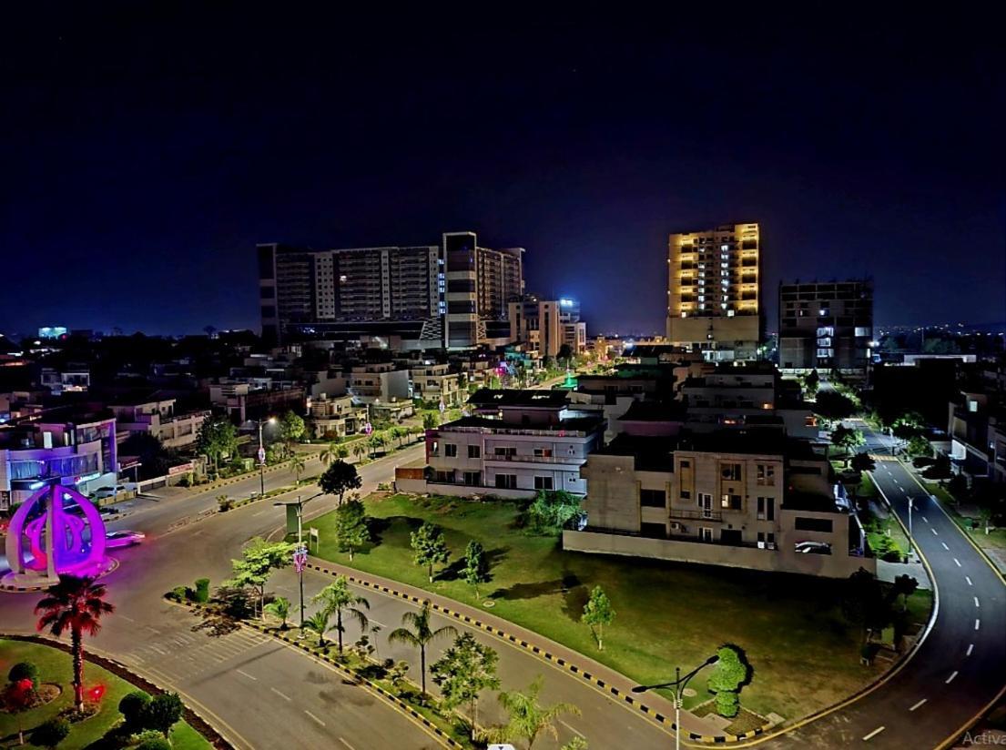 Royal Galaxy Hotel & Residence - Near Islamabad International Airport & Motorway Exteriör bild