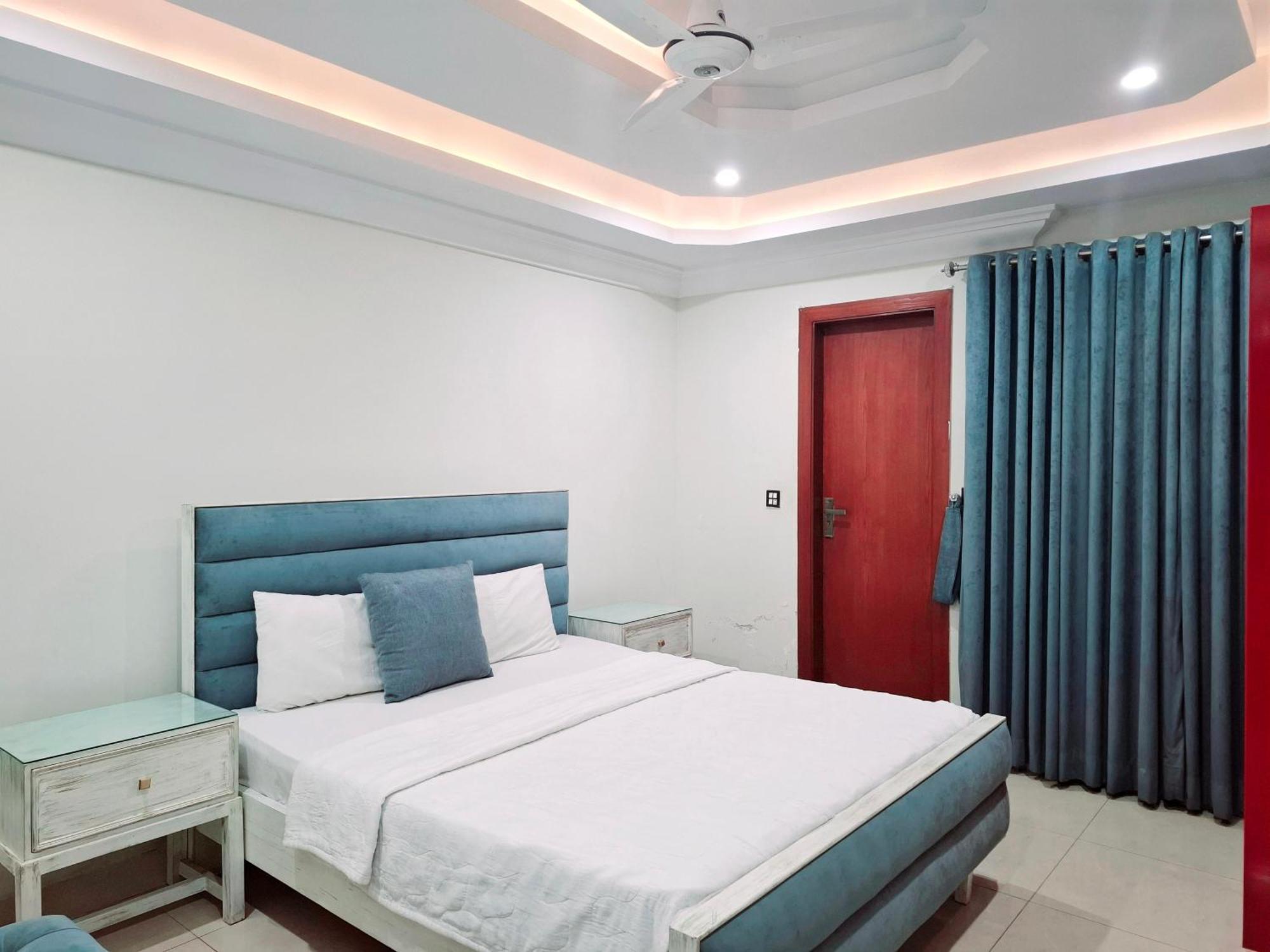 Royal Galaxy Hotel & Residence - Near Islamabad International Airport & Motorway Exteriör bild